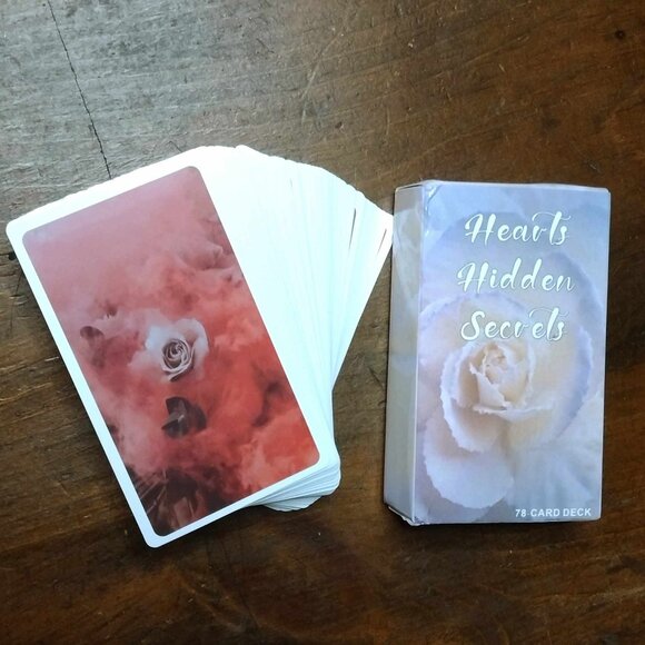 New - Hearts Hidden Secrets Oracle Keyword 78 Card Deck - Picture 1 of 3